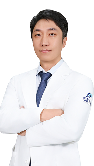 신민규